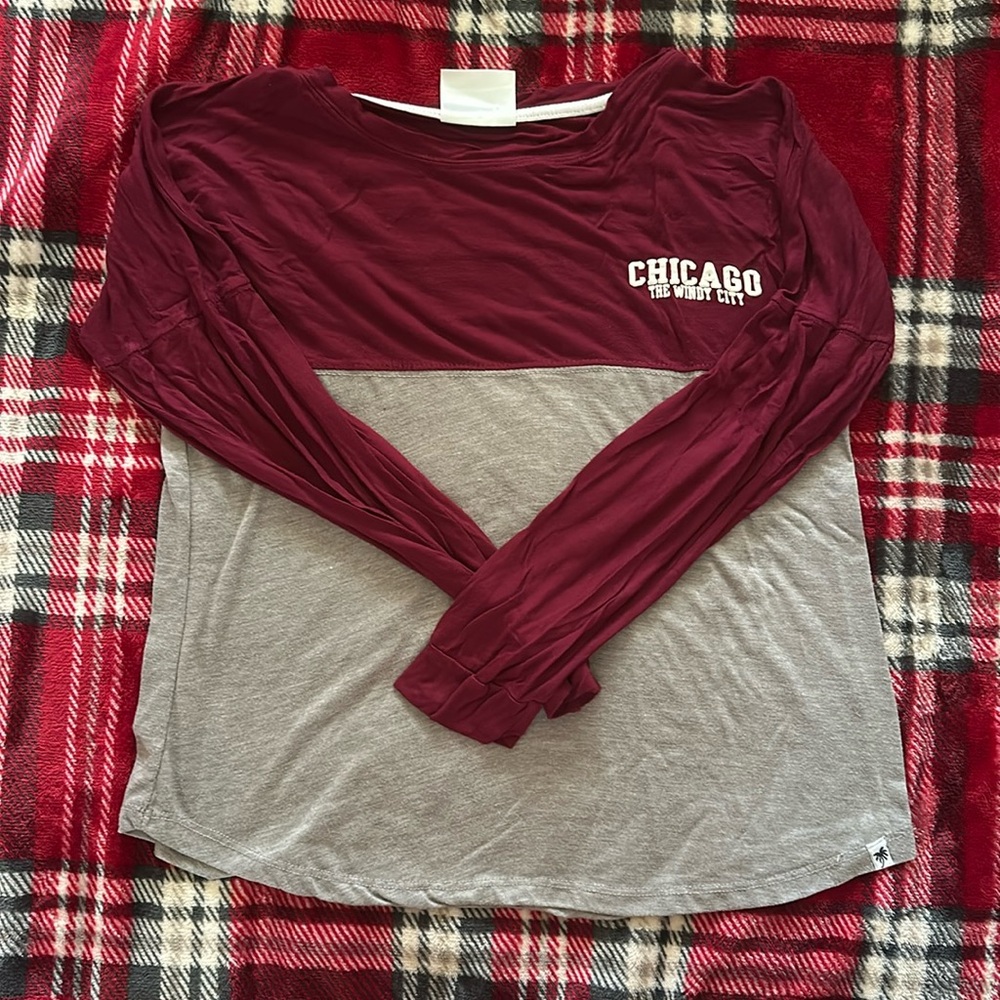 Popular Chicago The Windy City Long Sleeve Tee